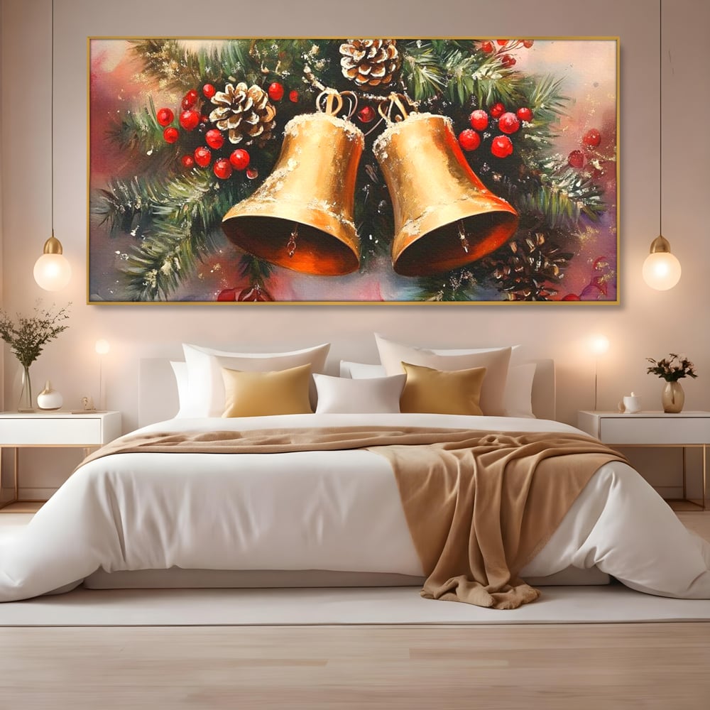 Tablou canvas cu tablou canvas cu clopotei aurii si conuri, in rama de aluminiu auriu, pe perete intr-un dormitor